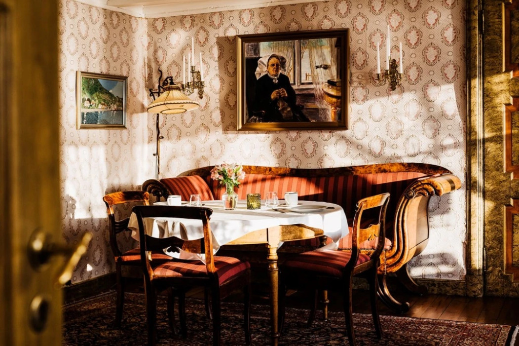 Utne Hotel by null