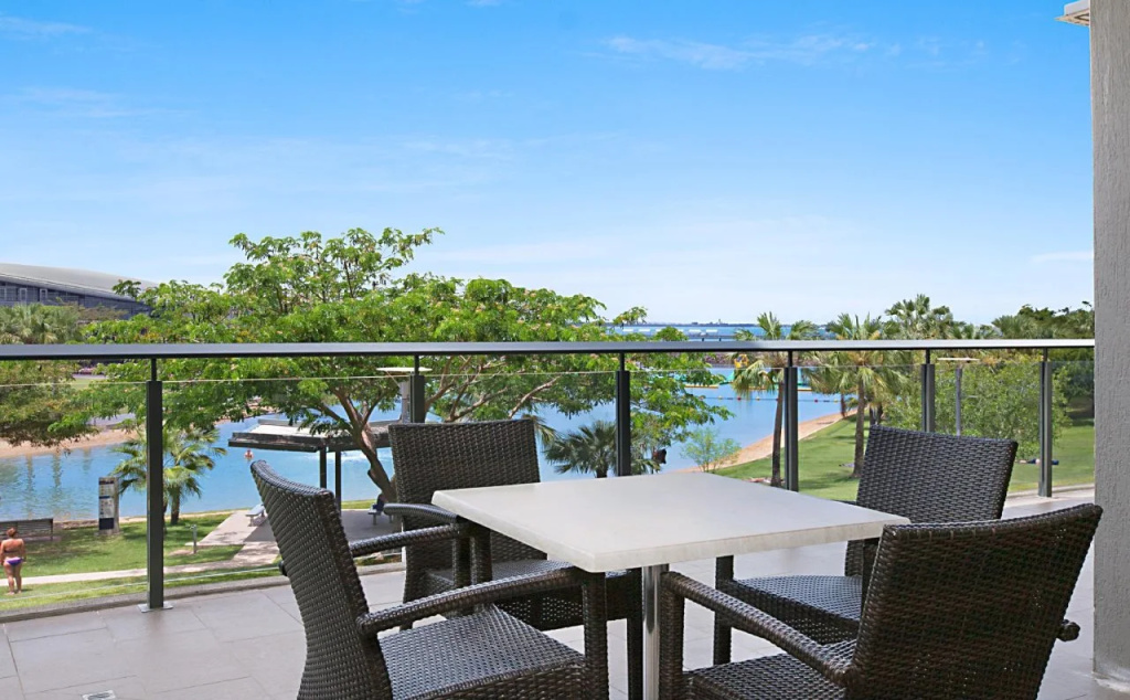 Balcony & Terrace