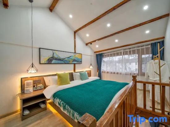 Standard Double Family Duplex room (full double bed)