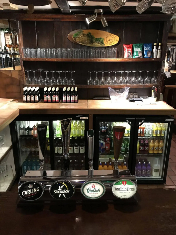 Trewern Arms Hotel - Général