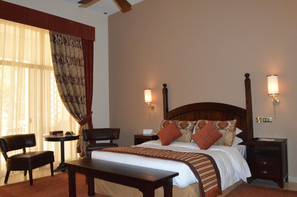 Liwa Hotel