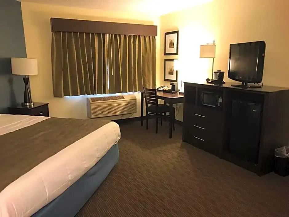 AmericInn by Wyndham Hotel and Suites Long Lake - Chambres