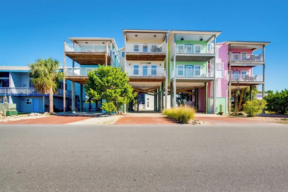 Oceanfront Oasis in Cedar Key w/ 2 Balconies!