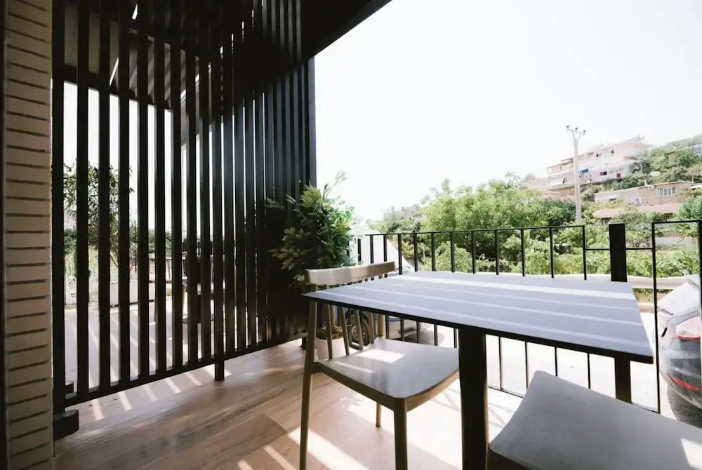 Standard Double room with balcony (full double bed)