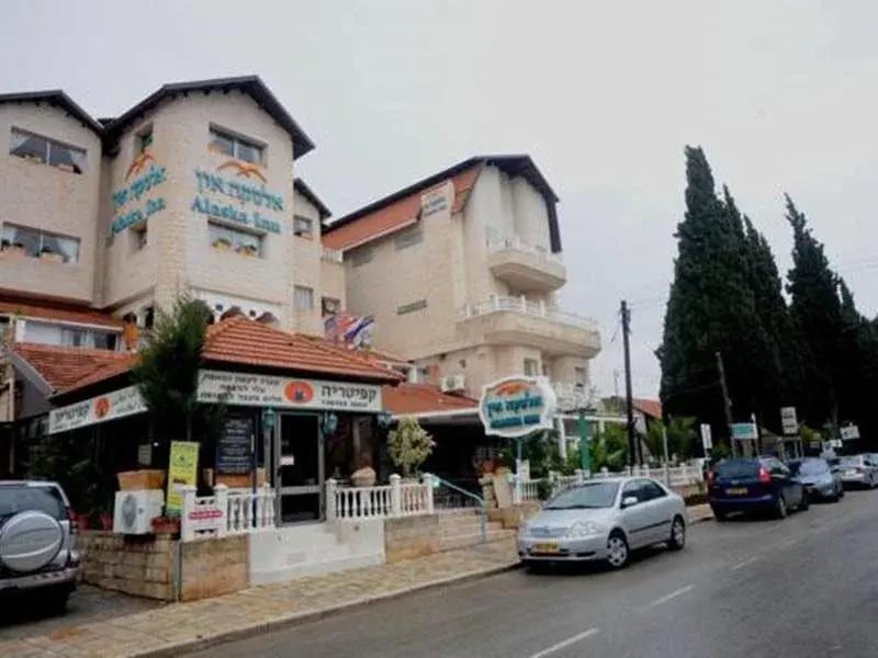 Alaska Inn Hotel