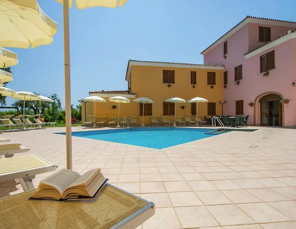 Apartment in Sos Alinos Near Cala Liberotto