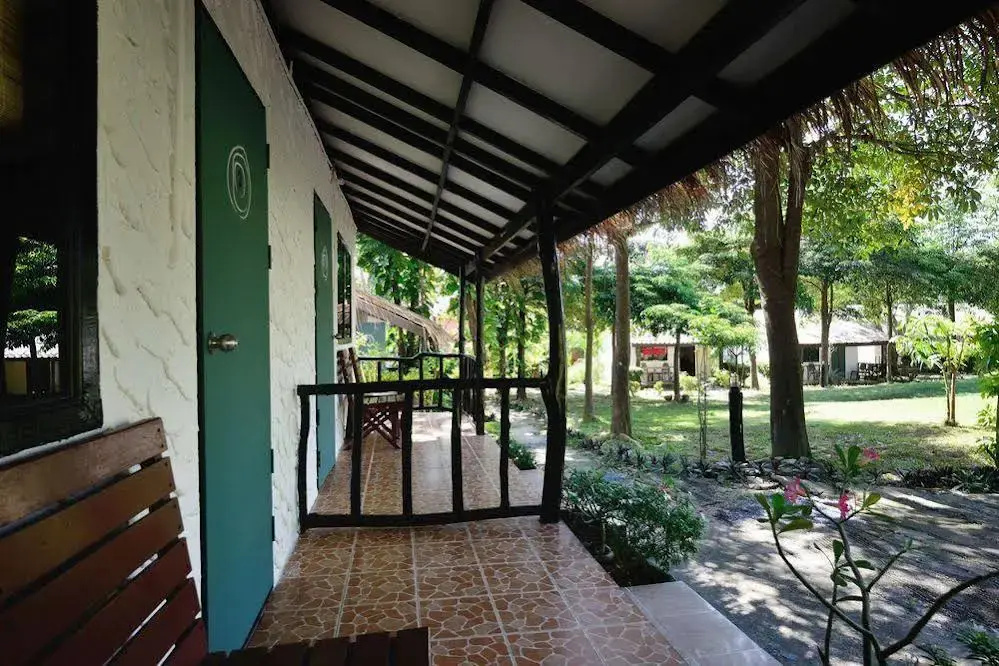 Lanta Phu Hill Resort