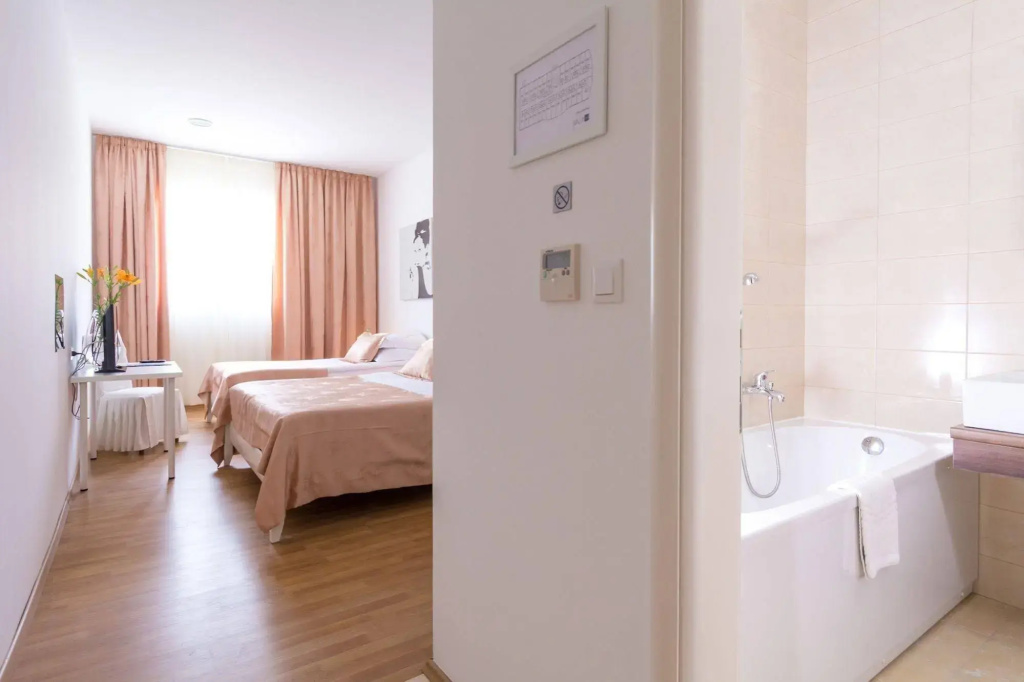 Hotel photo 10