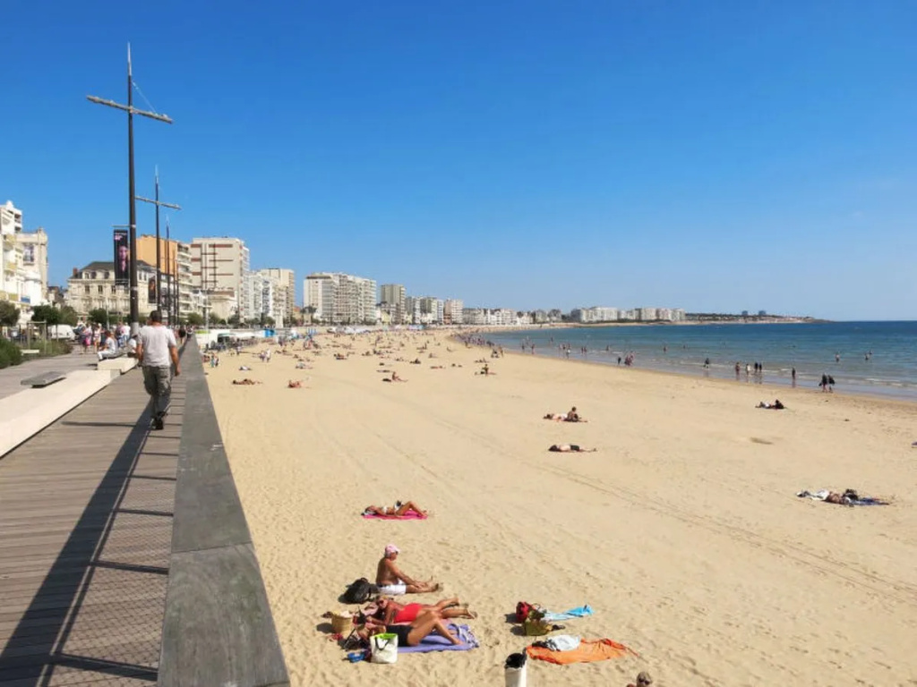 Beach & Waterfront