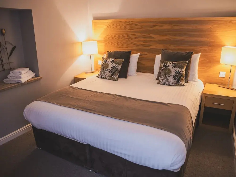 Premier room