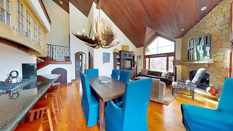 5 Bedrooms Platinum Residence