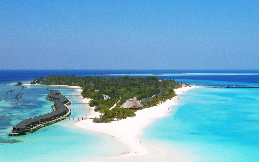 Beach & Waterfront