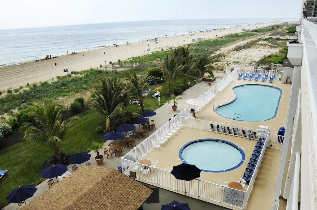 Beach & Waterfront