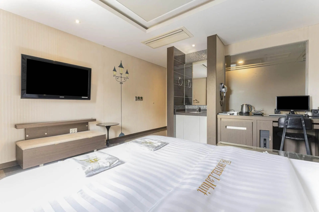 Hotel photo 42