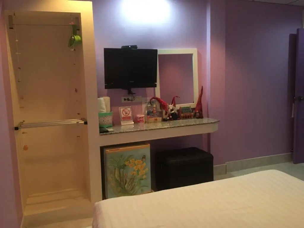 Economy Double room (full double bed)