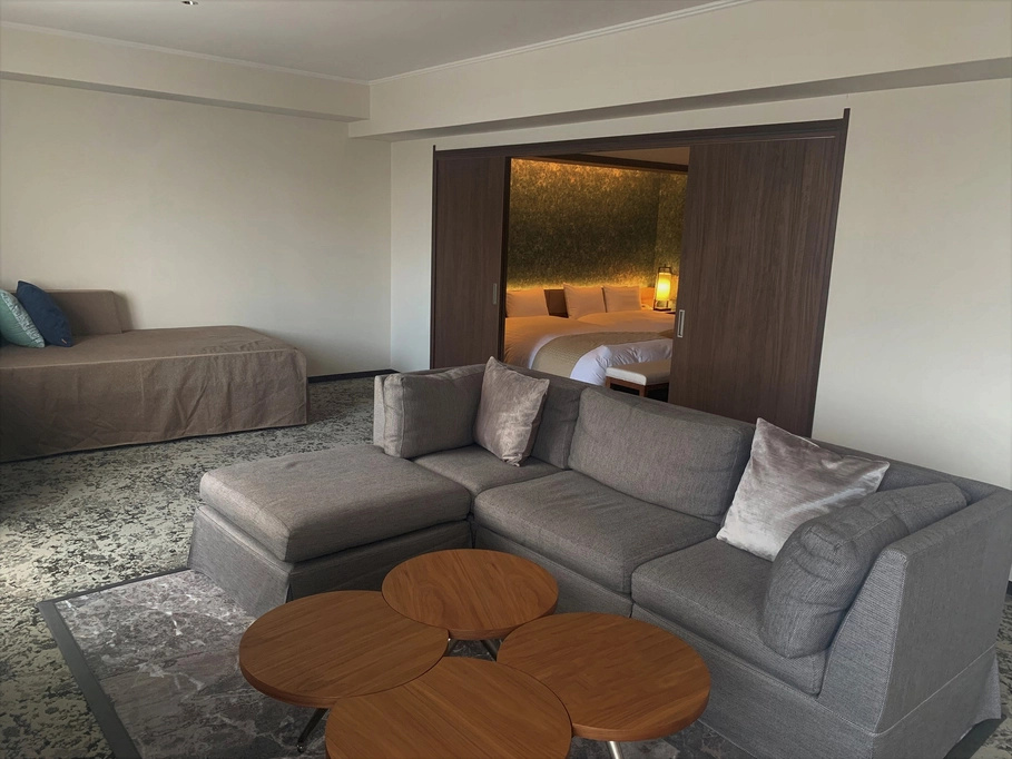 Deluxe Suite