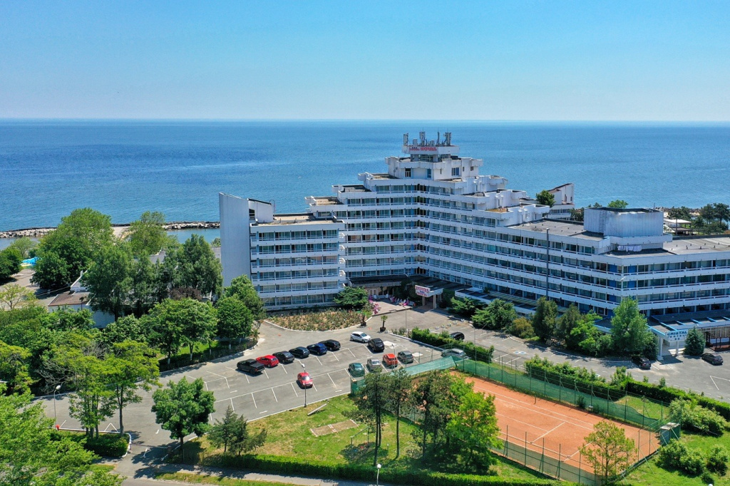 Hotel OPAL