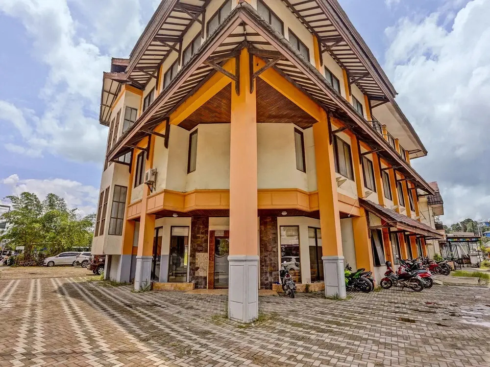 OYO 91862 Hotel Hayani