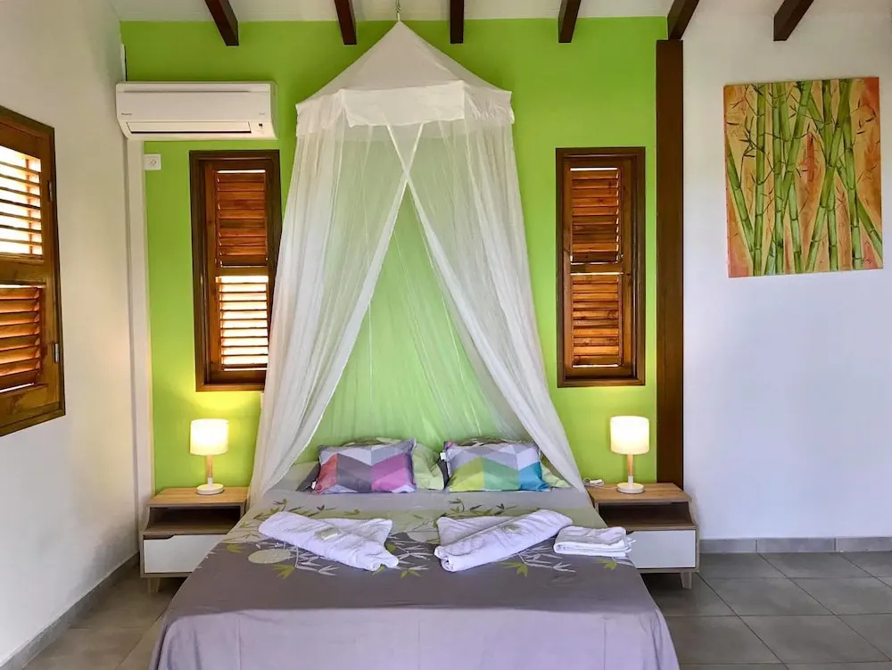 Double Chalet with sea view (full double bed)
