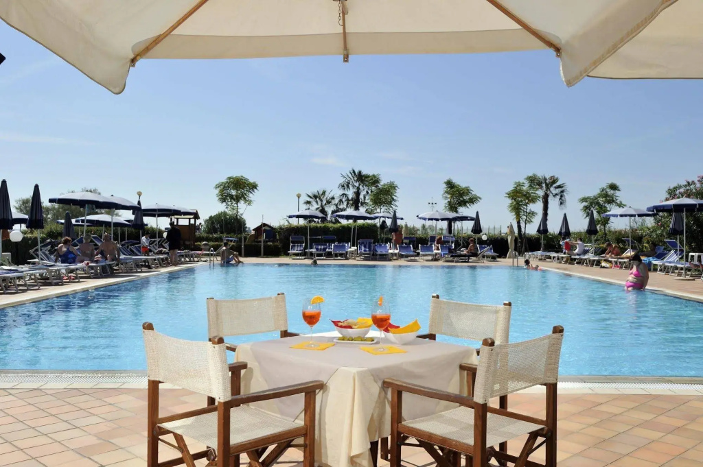 Hotel photo 42