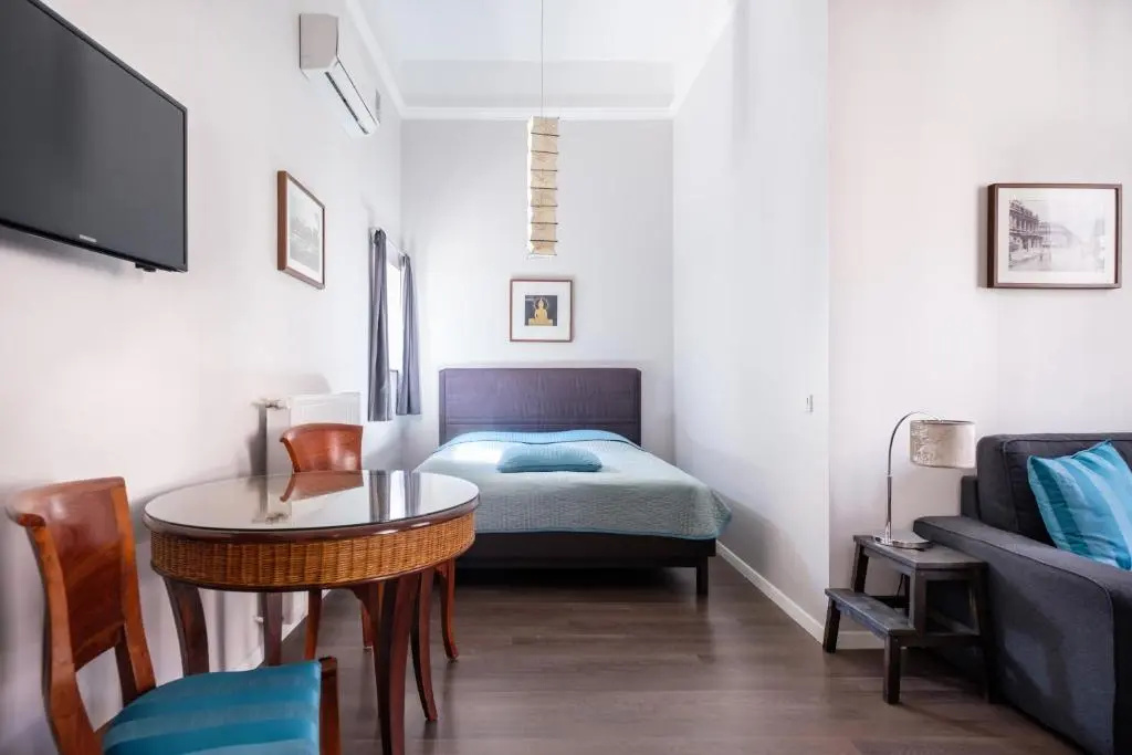 Andrassy Garden Apt in Center - Chambres