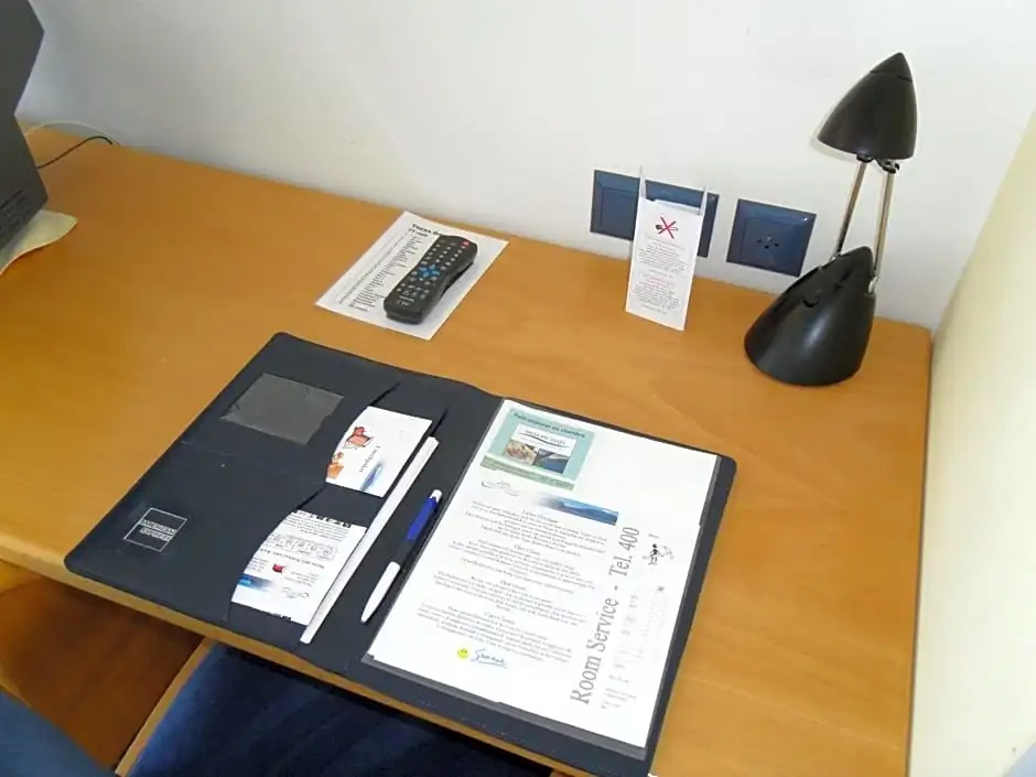 Tresa Bay Hotel - Chambres
