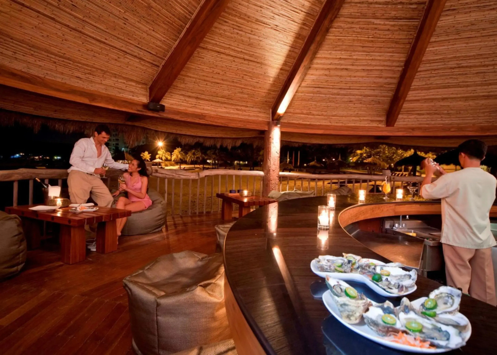Bluewater Maribago Beach Resort - фото 32