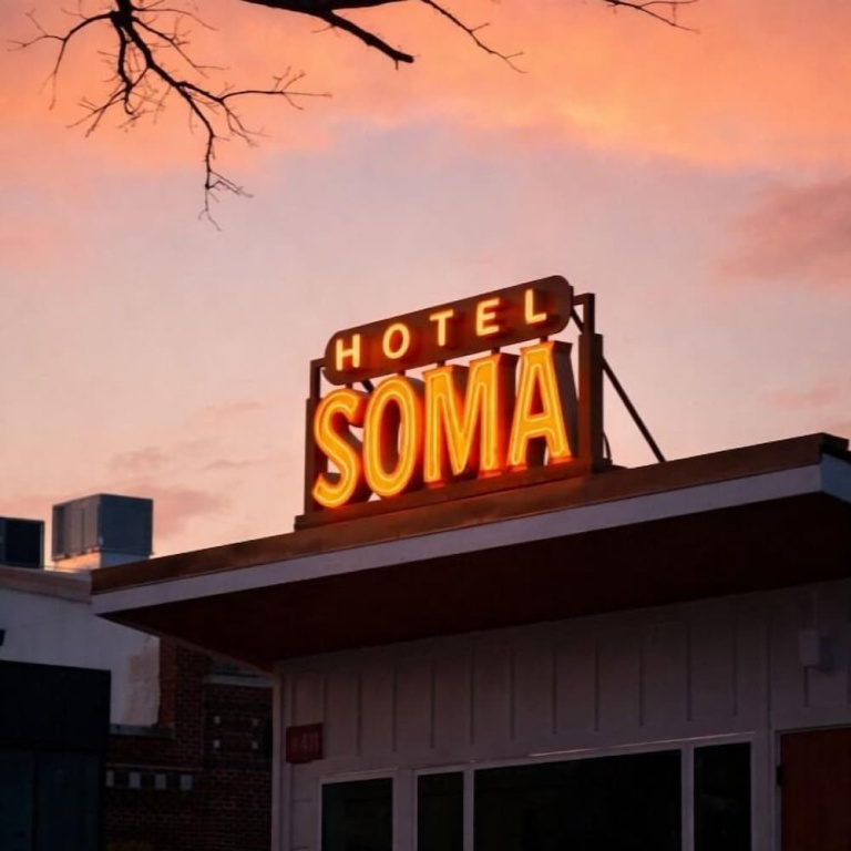 Hotel SOMA