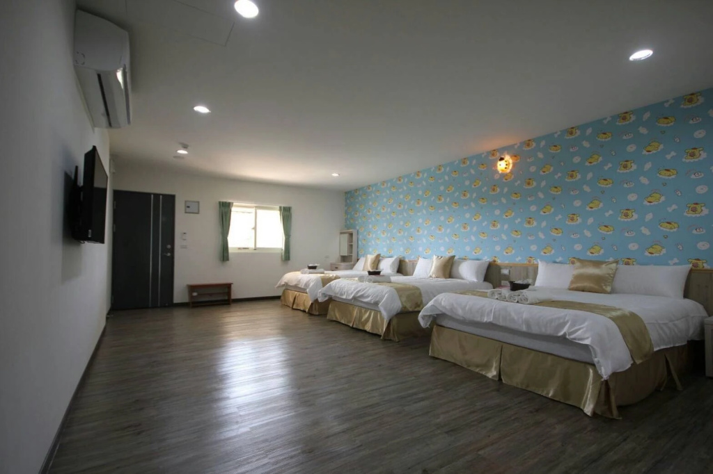 Standard Family room
