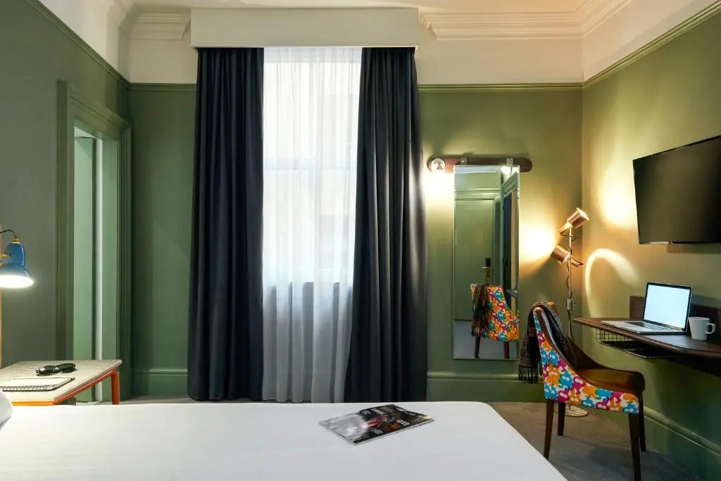 Bristol Grand Hotel By Sunday - Chambres