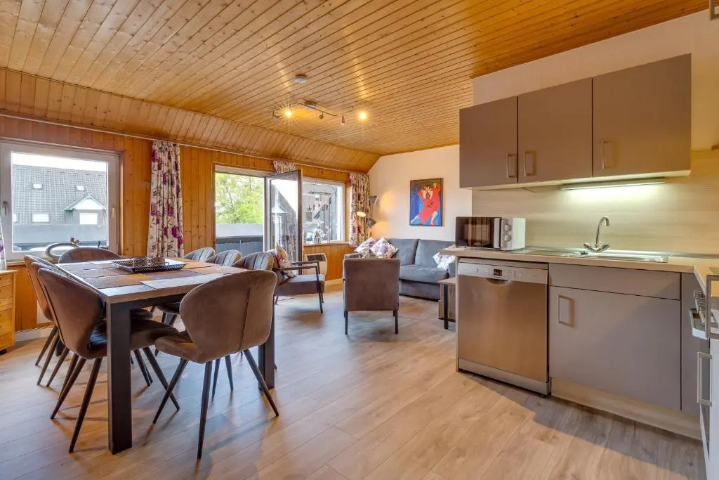 2 Bedrooms Apartment