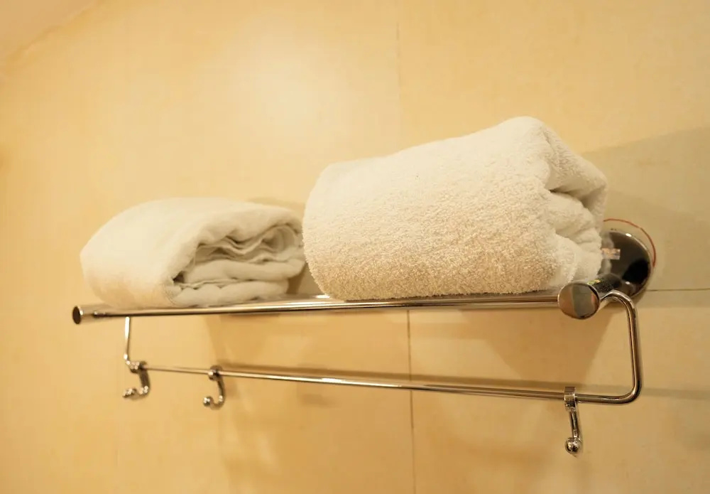 Deluxe Double room (full double bed)