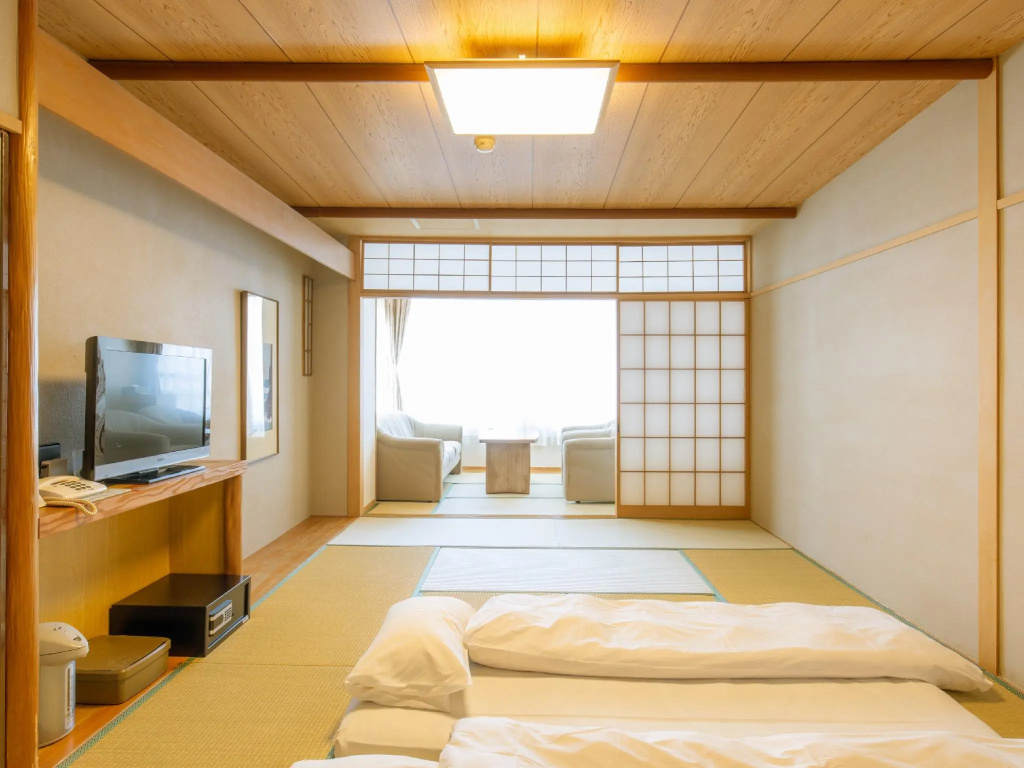 Standard room with city view
