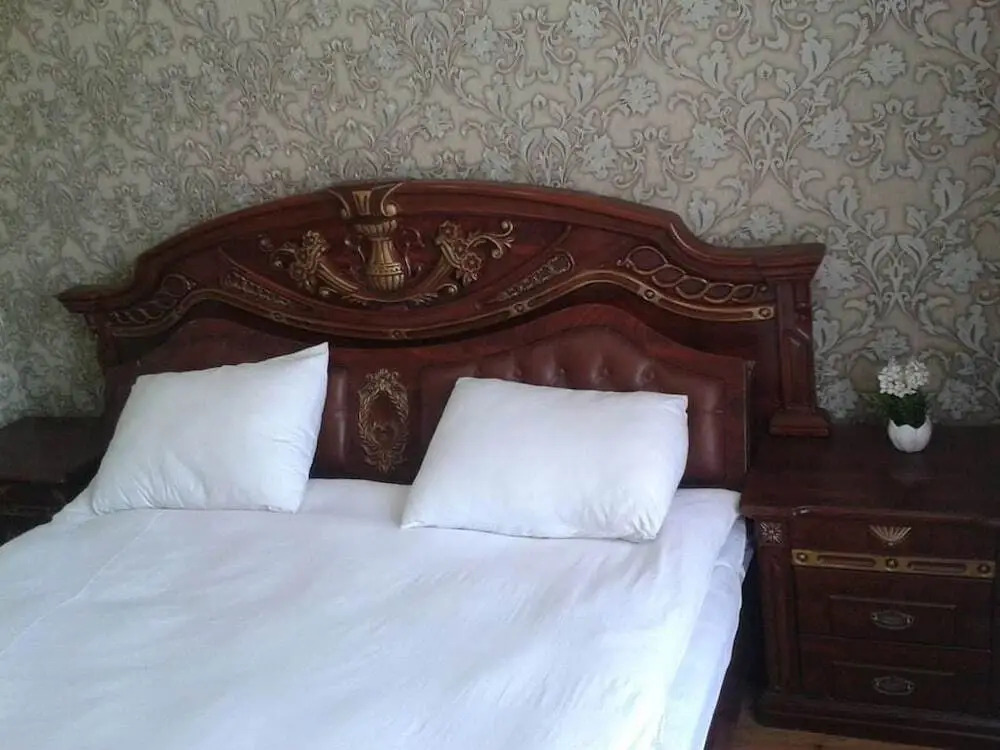 Кант: Отель Bişkek Kant Molodezhnaya Hotel
