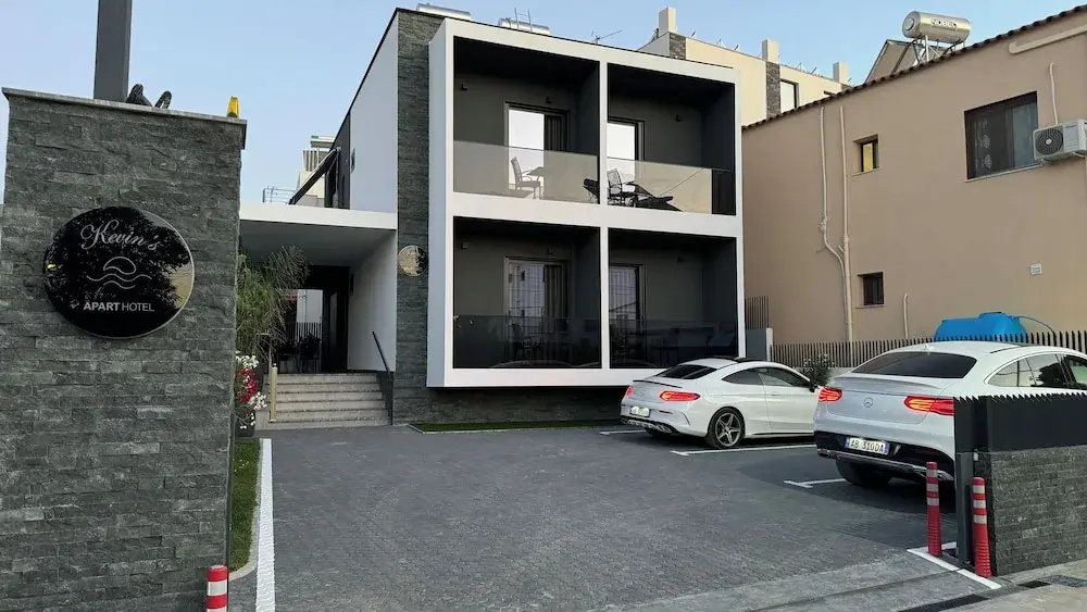Kevin's Aparthotel