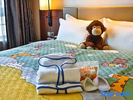 Deluxe Family Suite