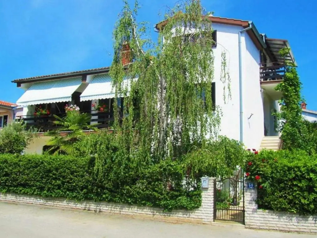 Apartments Zrinka 793