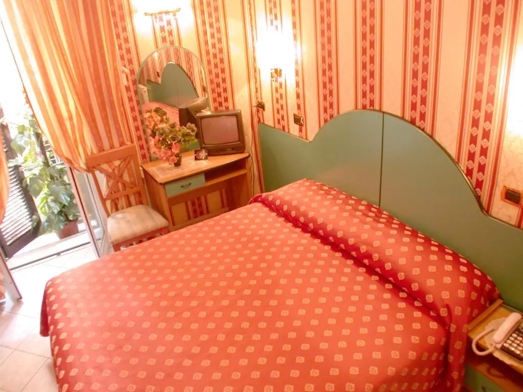 Economy Double room (full double bed)