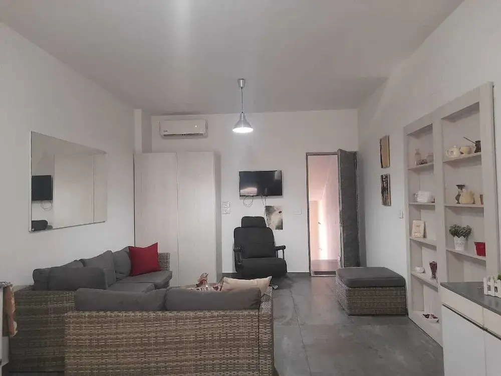 Fully Furnished and Equipped Studio in Dbayeh With Perfect Location - фото 3