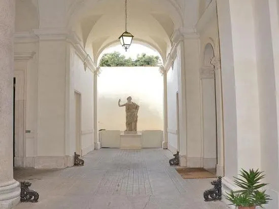 Apartment Casepier Quirinale