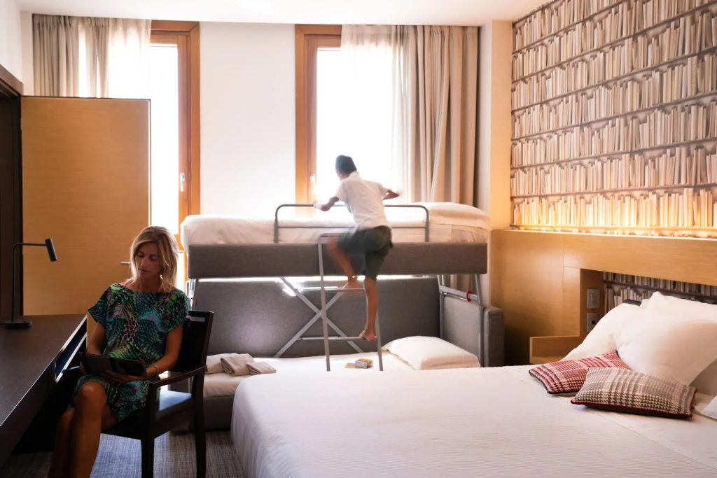 Hotel photo 33
