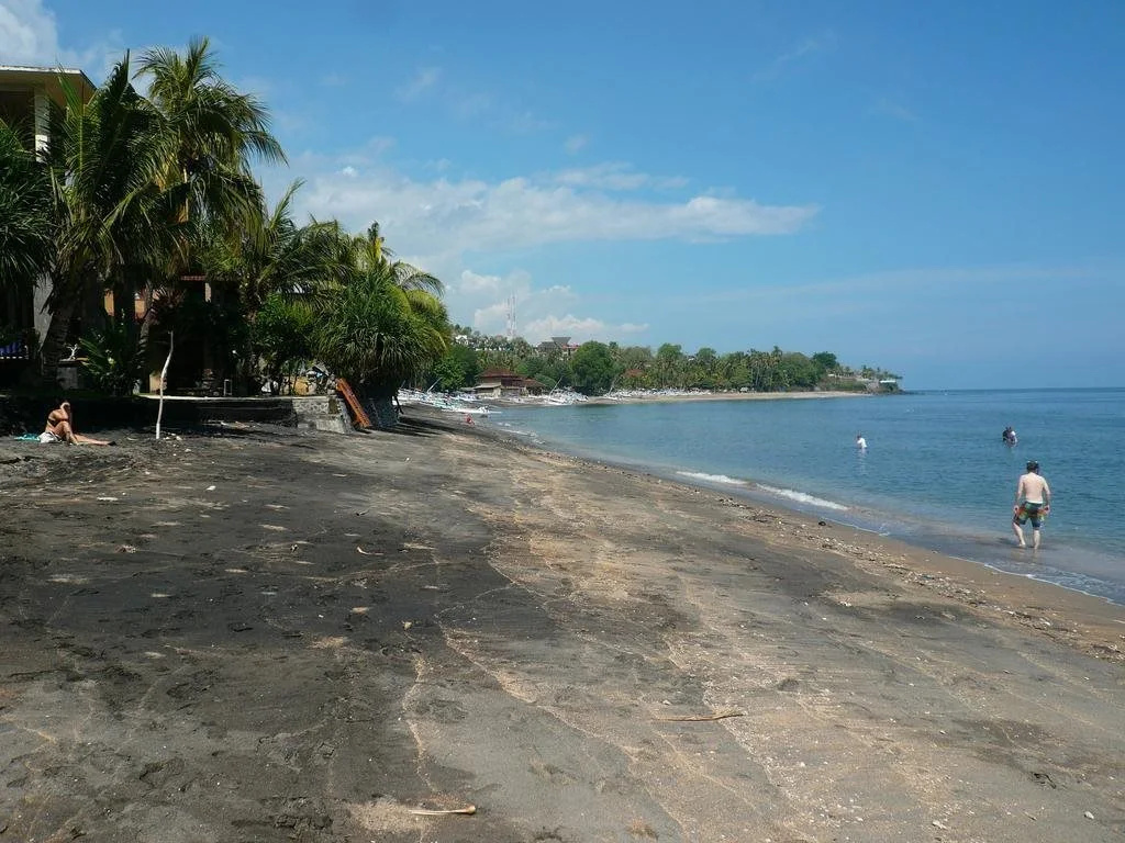 Beach & Waterfront
