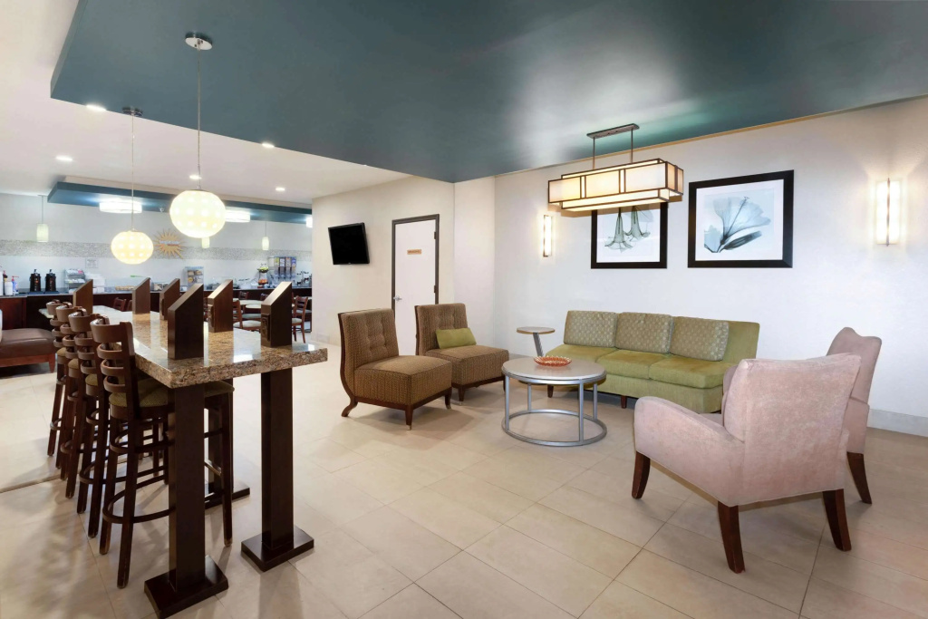 Baymont by Wyndham Henderson Northeast Denver - Général