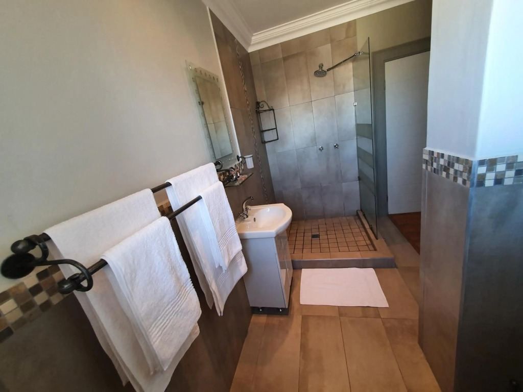 Alabaster Box B&B - фото 10