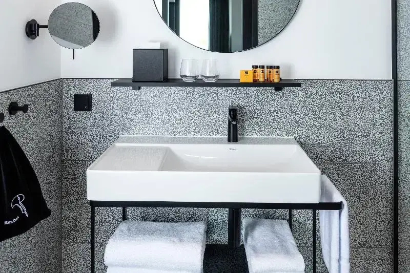 Standard Junior Suite
