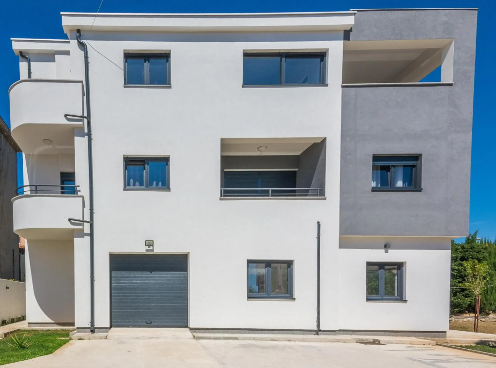 Apartments Maella