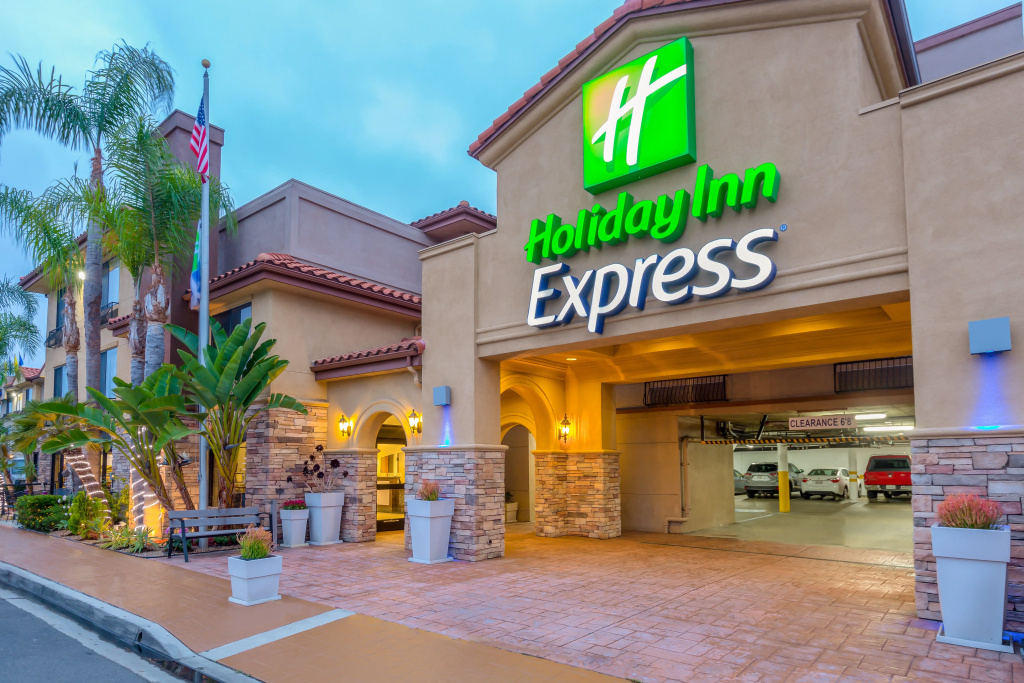 Holiday Inn Express San Diego - SeaWorld Area by IHG