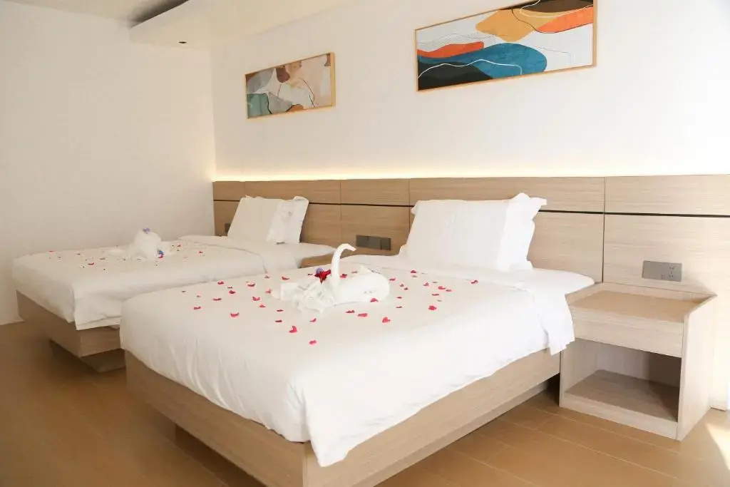 Premier room