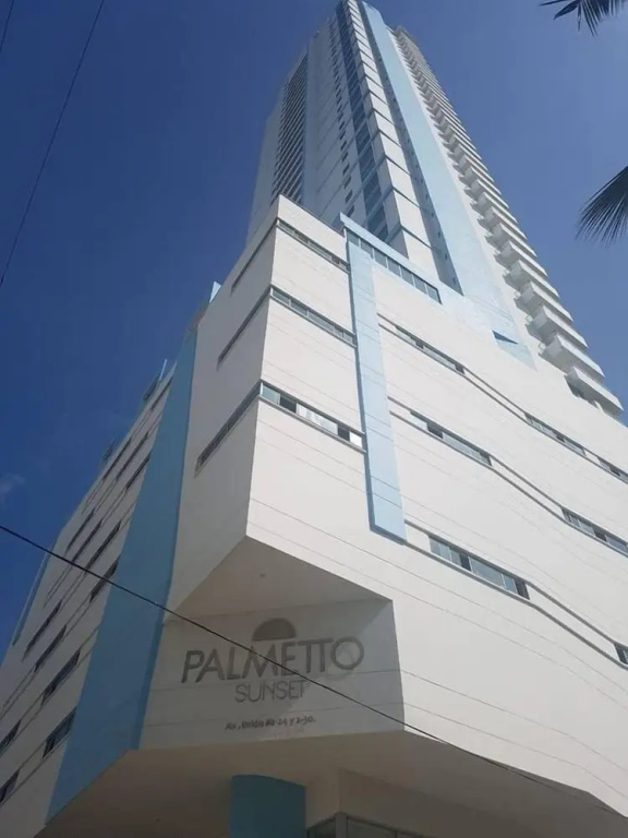 1 Bedroom Ocean View Apartment