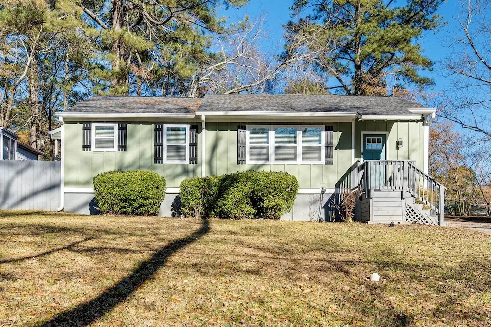 Fenced Backyard! West ATL Home Near Mercedes-benz